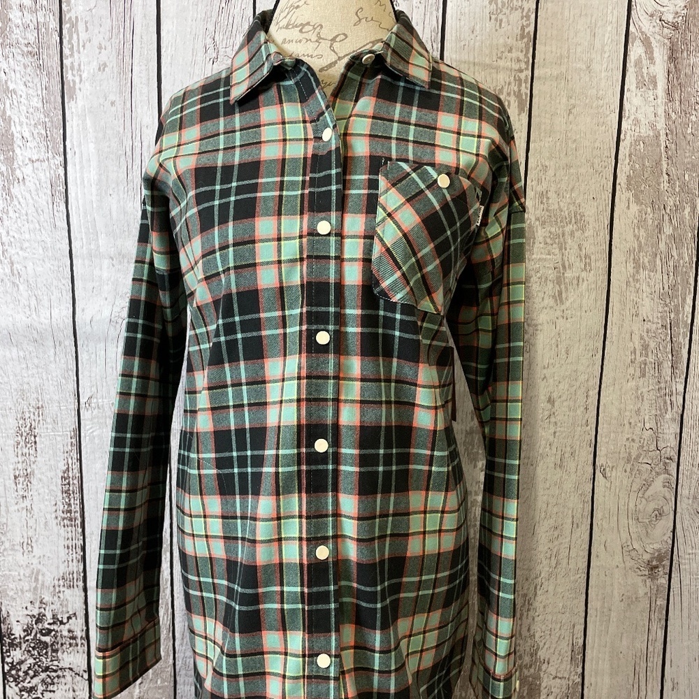 Burton “Grace Flannel size medium​​​